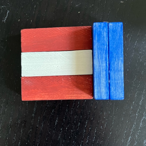 Flag Tiered Tray Decor - Picture 3 of 5